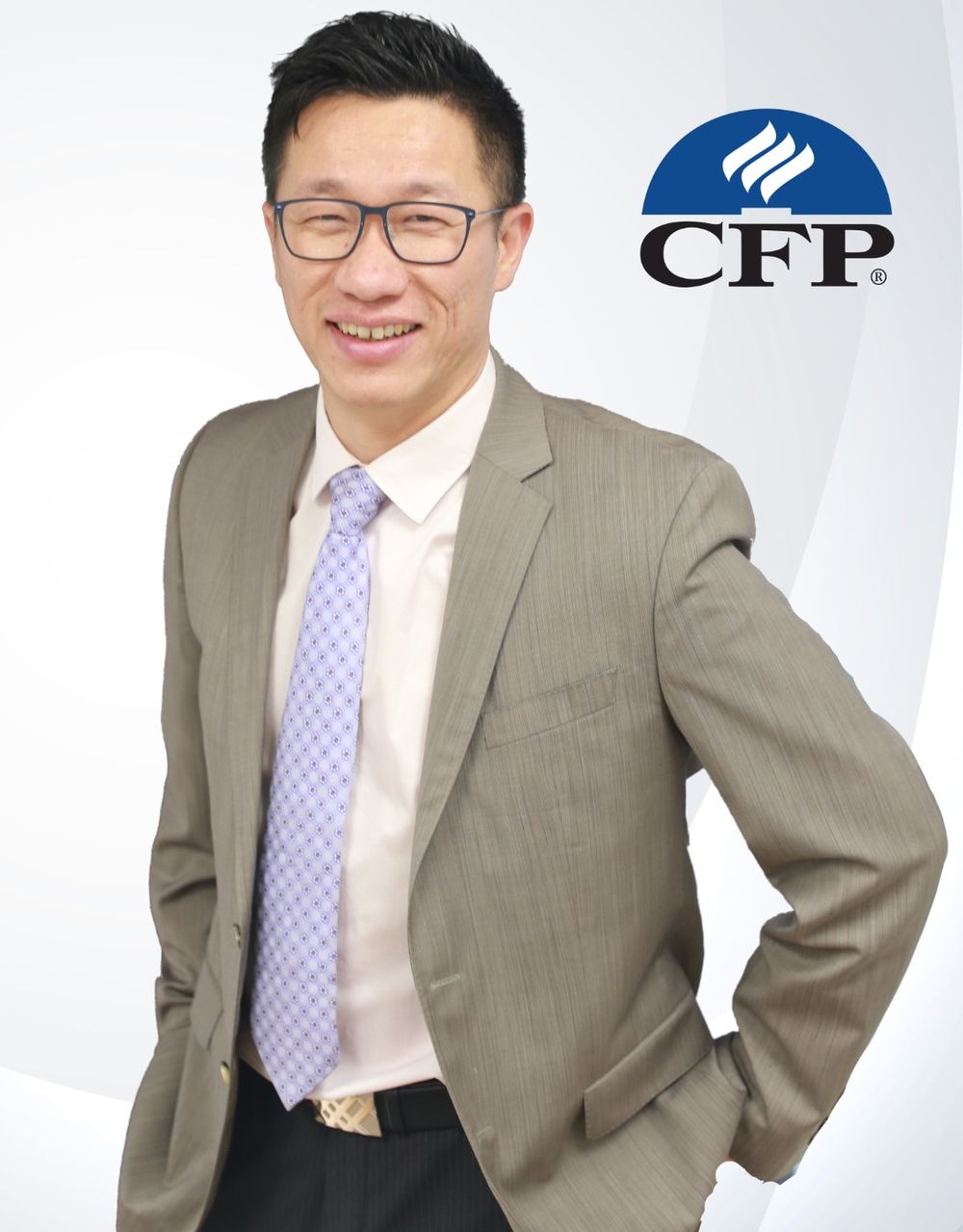 Jobi Wong Financial planner front pose